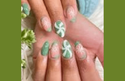 25 Trendy Christmas Green Nail Ideas for 2025 11 green nail ideas