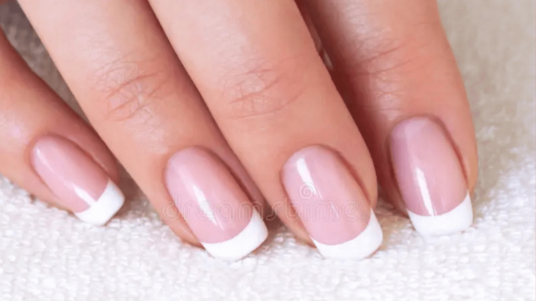 white french tip nails