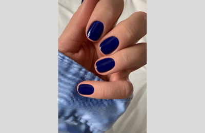 40 Navy Blue Nail Designs to Elevate Your Style 2025 18 short navy blue nail ideas