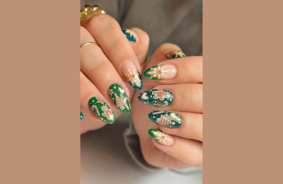 French green nails with gingerbread, christmas tree, candy can and snowfall