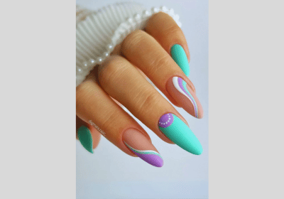 20 Swirl Nail Art: Lavender, Pink & Blue Nail Designs 13 Swirls nails with aqua and purple nail art