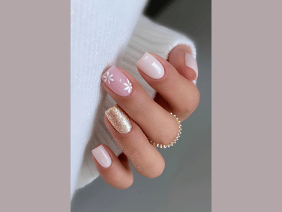 50 Stunning Short Spring Nail Designs Trending in 2025 23 Short spring nail designs with glitter accents, glamorous and festive.