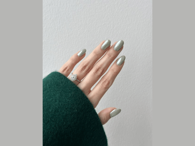 50 Stunning Short Spring Nail Designs Trending in 2025 24 Spring nails with sage green chrome, delicate and trendy.