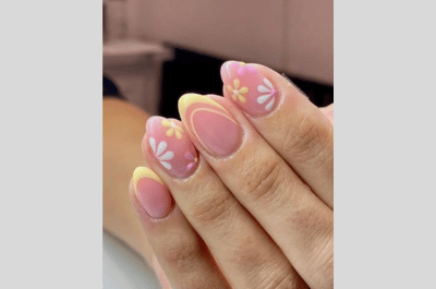 Short Spring nails - Pastel color nails